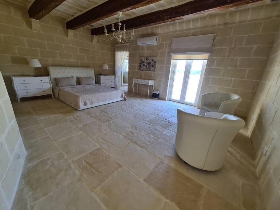 Farmhouse Villa With Large Pool And Garden In Gozo Għarb Exterior foto