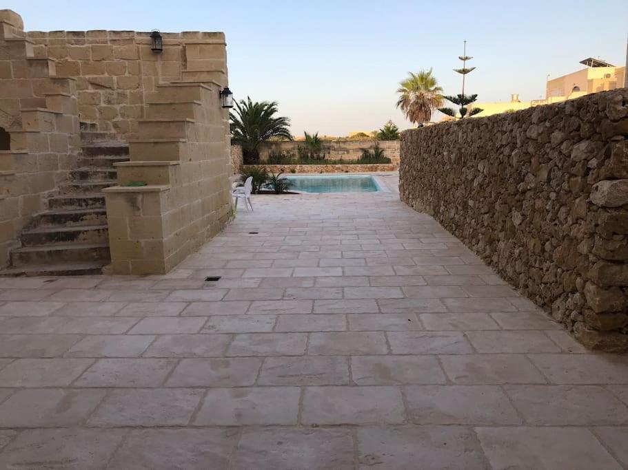 Farmhouse Villa With Large Pool And Garden In Gozo Għarb Exterior foto