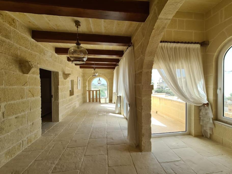 Farmhouse Villa With Large Pool And Garden In Gozo Għarb Exterior foto